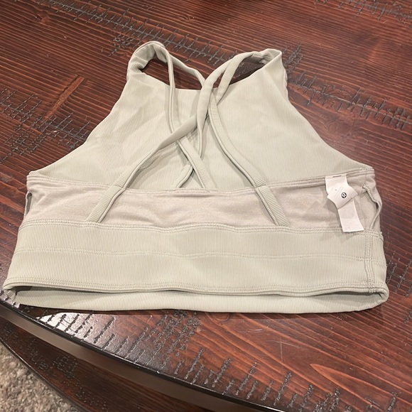 Lululemon tank top - Picture 6 of 8